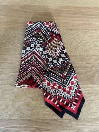 Seiden Bandana Louis Vuitton neu guter Zustand