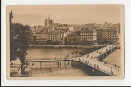 AK 1912 Genf, Pont des Bergues belebt