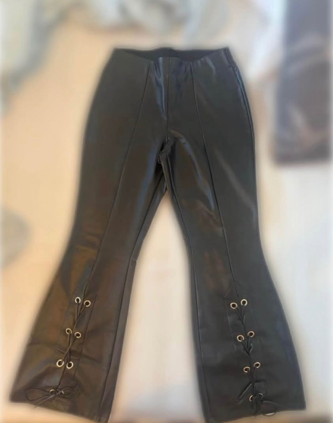 Pantalons: Pantalone donna Tezenis – D'occasion à Payerne par Petite-vendeuse 1