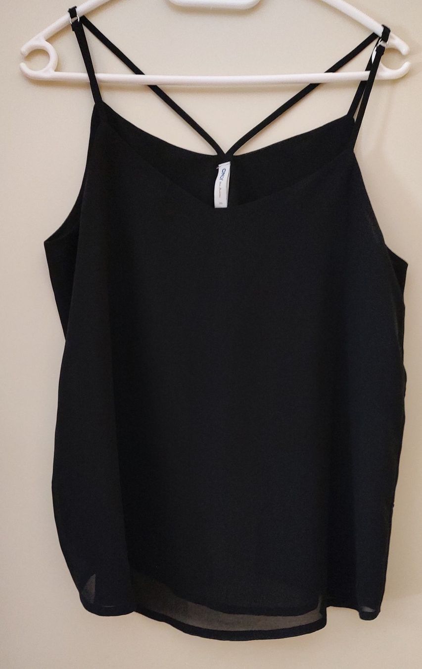 Only Top: Débardeur noir Only, taille 36 - comme neuf – Usato da Marin-Epagnier venduto da Ebt99 1