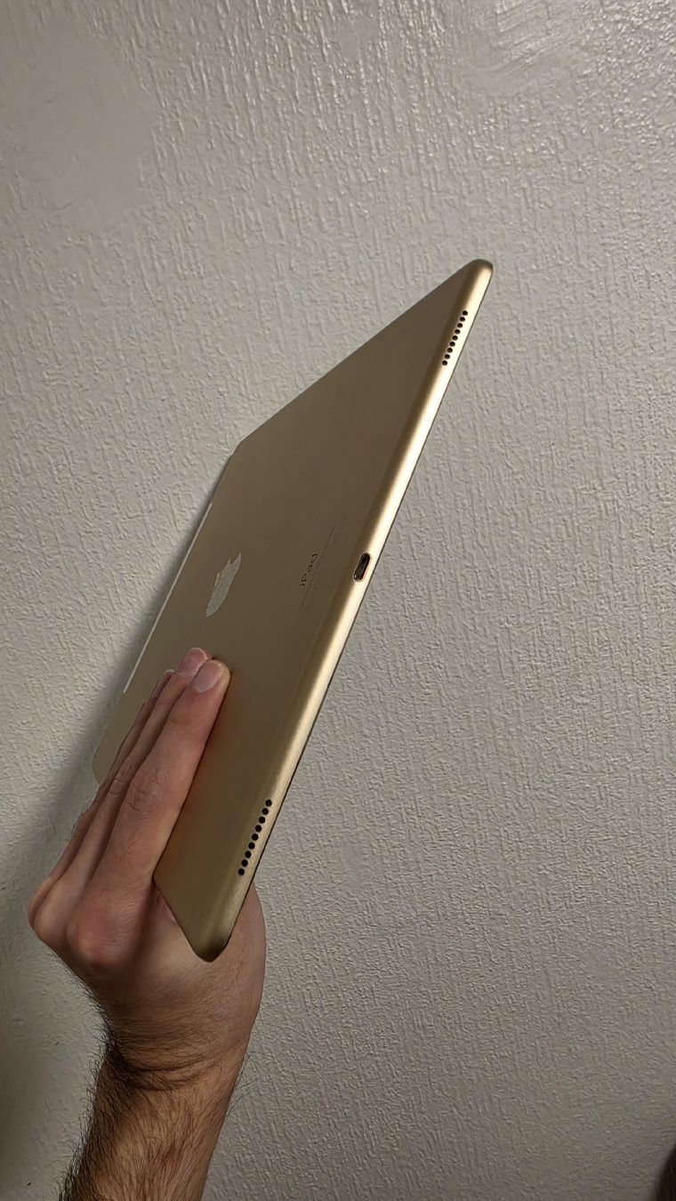 Apple Tablet PC: iPad Pro 12.9 1 ère Gen 128GB écran cassé – Difettoso da Grandson venduto da Adrixx1422 3
