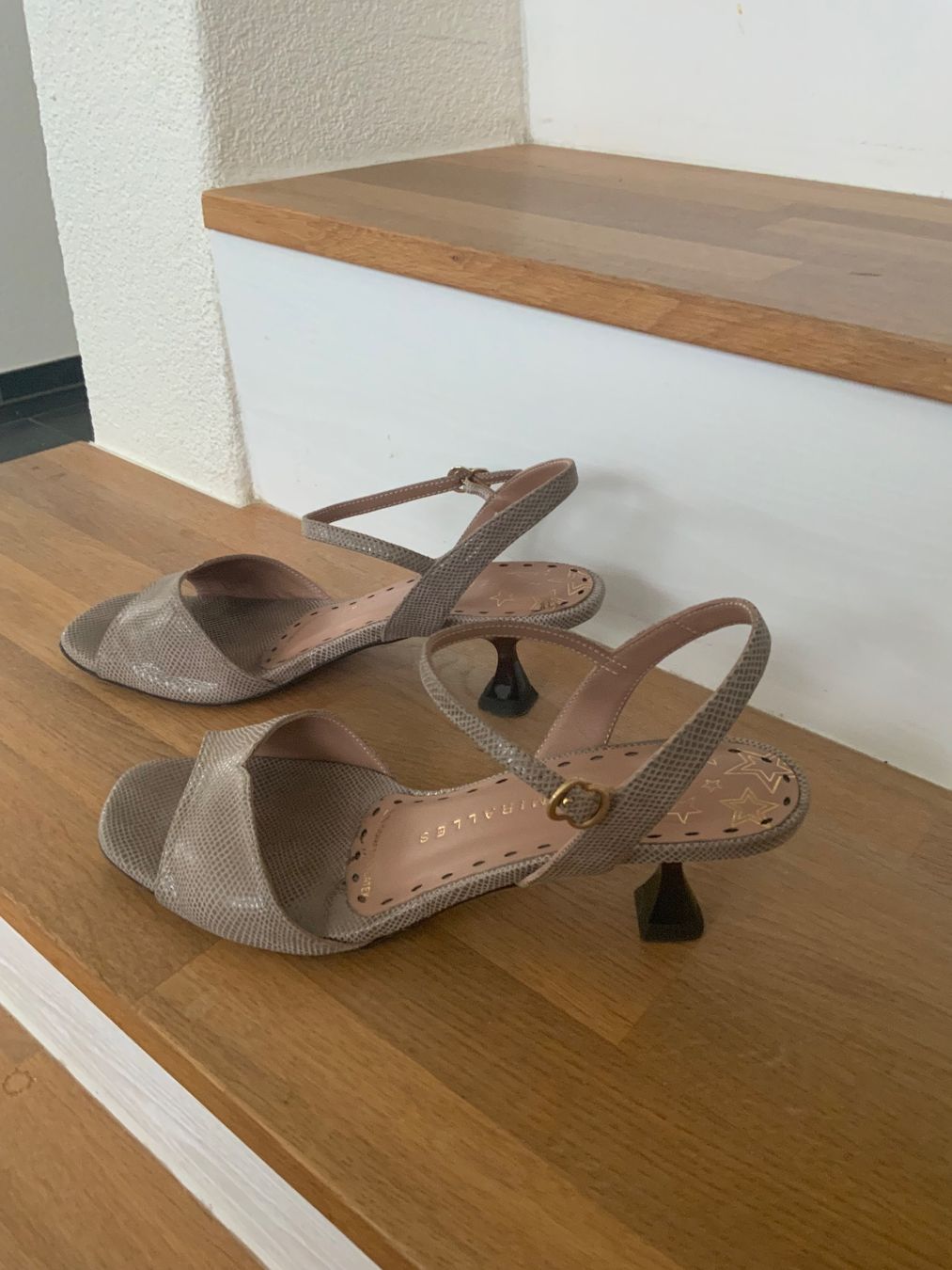 Damenschuhe: Sandalen Pedro Miralles – Gebraucht aus Therwil von Schelmij 1
