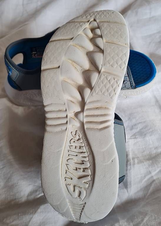 Scarpe per ragazzi: Skechers Sandale Gr 34 – Usato da Baar venduto da Loimund 1