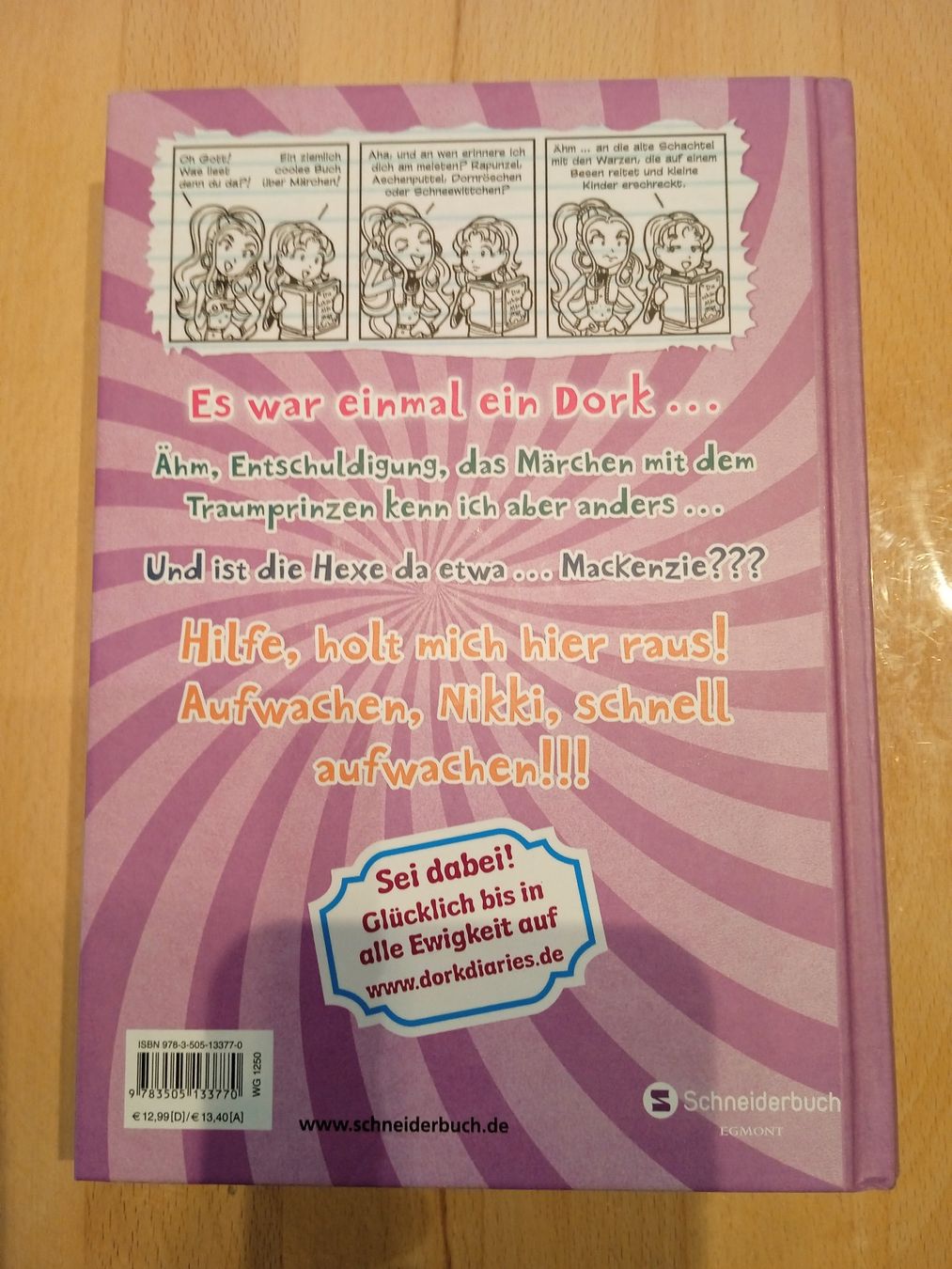 Libri: Dork Diaries - Nikkis Märchen – Usato da Bazenheid venduto da Blaubolino 1