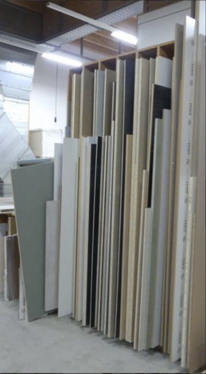 Articoli in legno: Grosser Posten an Holzplatten, Möbelplatten, MDF, Spanplatte – Nuovo (secondo la descrizione) da winterthur venduto da rhl91 1