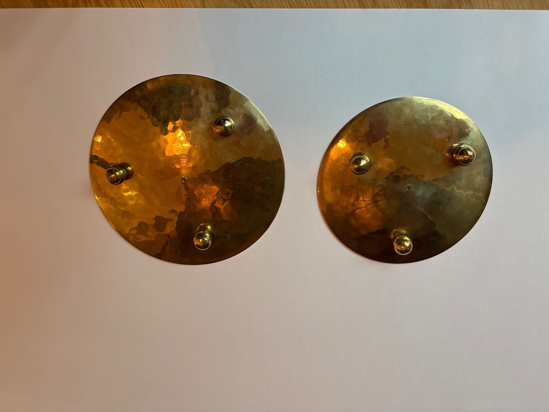 Bougies: 2x LED Kerzen mit Messing  Unterteller – D'occasion à Luzern par Sontru 4