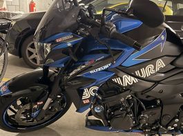 GSXS-750 Suzuki Yoshimura Auspuff Edition