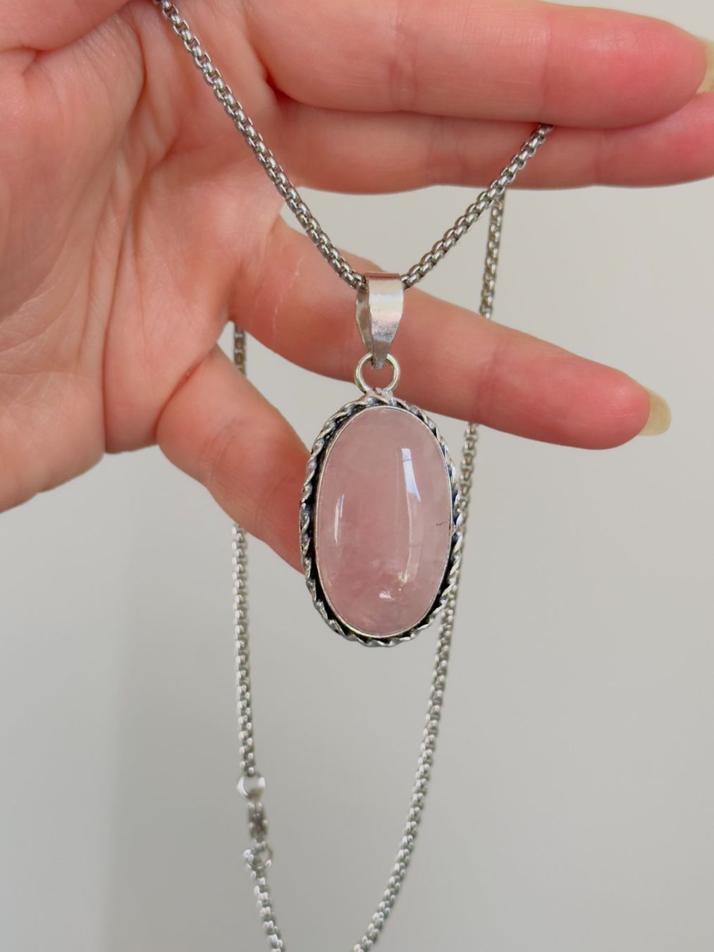 Ketten: Rose Quartz Gemstone Ethnic Handmade necklace – Neu und originalverpackt aus Genève von AGBERG 9