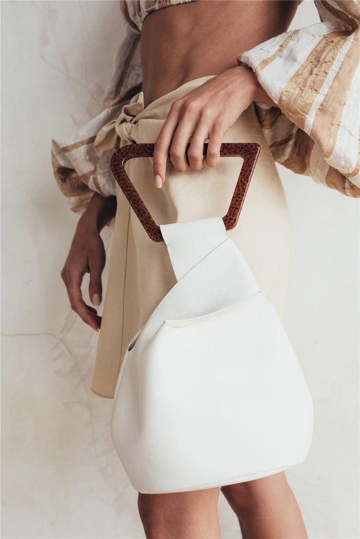 Taschen für Damen: Stylische Handtasche Weiss NEU – Gebraucht aus Zufikon von Modestil365 3