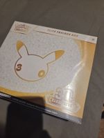 Pokemon - 30th Celebrations Elite Trainer Box (ETB) - Englis