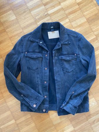 Neuwertige Jeansjacke von H&M