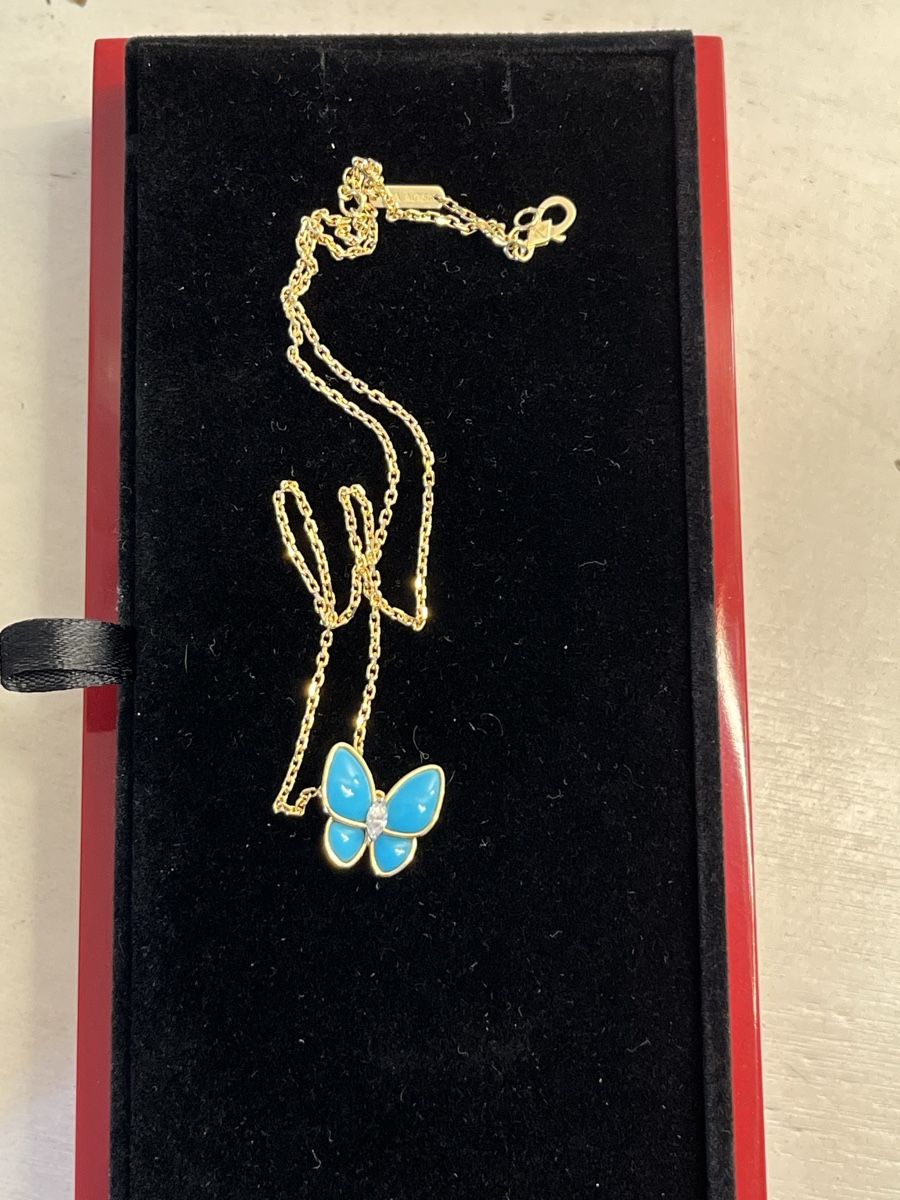 Ketten: Van Cleef Turquoise butterfly necklace – Gebraucht aus Langnau am Albis von anjalimkchotani 1