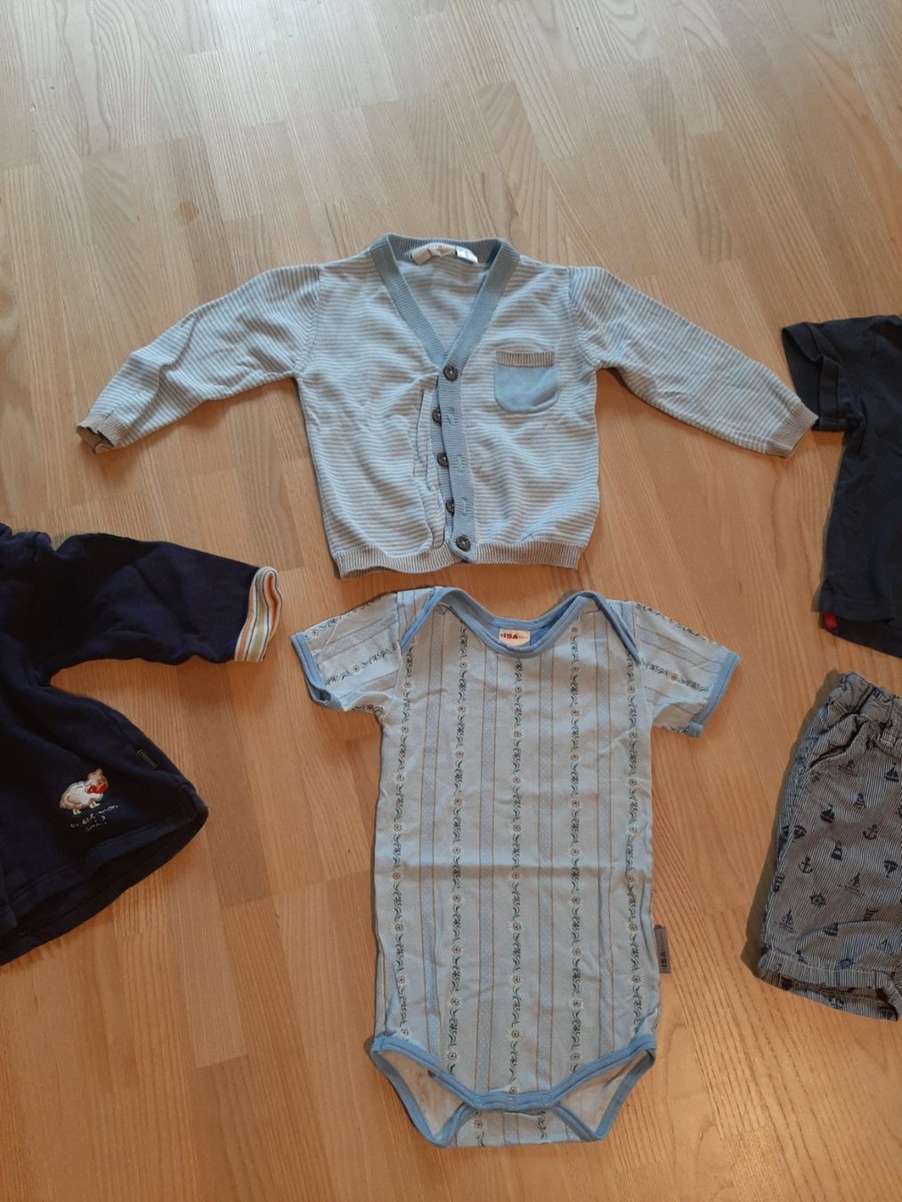 H&M Lotti & Set di vestiti: Schönes Kleiderpaket Gr. 74 – Usato da St.Gallen venduto da sim_2thg 2