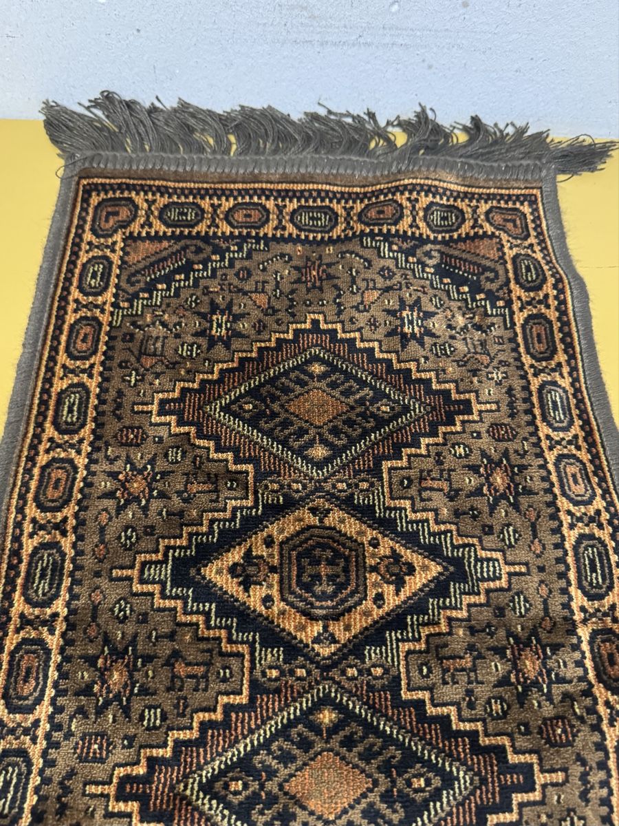 Tapis: Teppich kleine  – D'occasion à Schlieren par Freundlich02 3