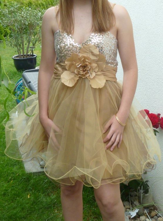 Robe cocktail demoiselle d honneur en tulle doree Acheter sur Ricardo