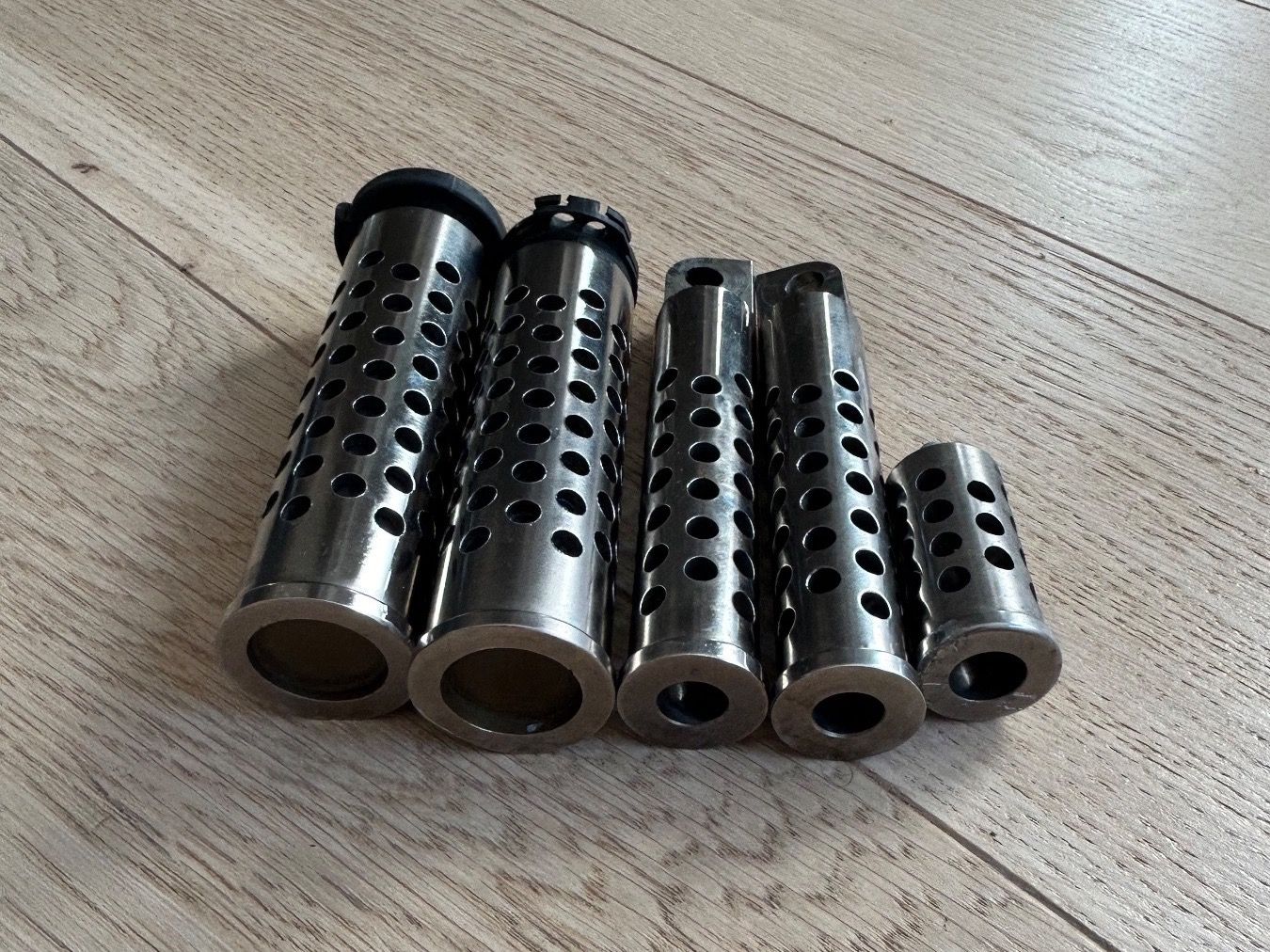 Harley-Davidson Chopper: 5pcs/Set Harley Davidson Grips, Foot and Shift Peg – Usato da Zürich venduto da maxsalezzen 3