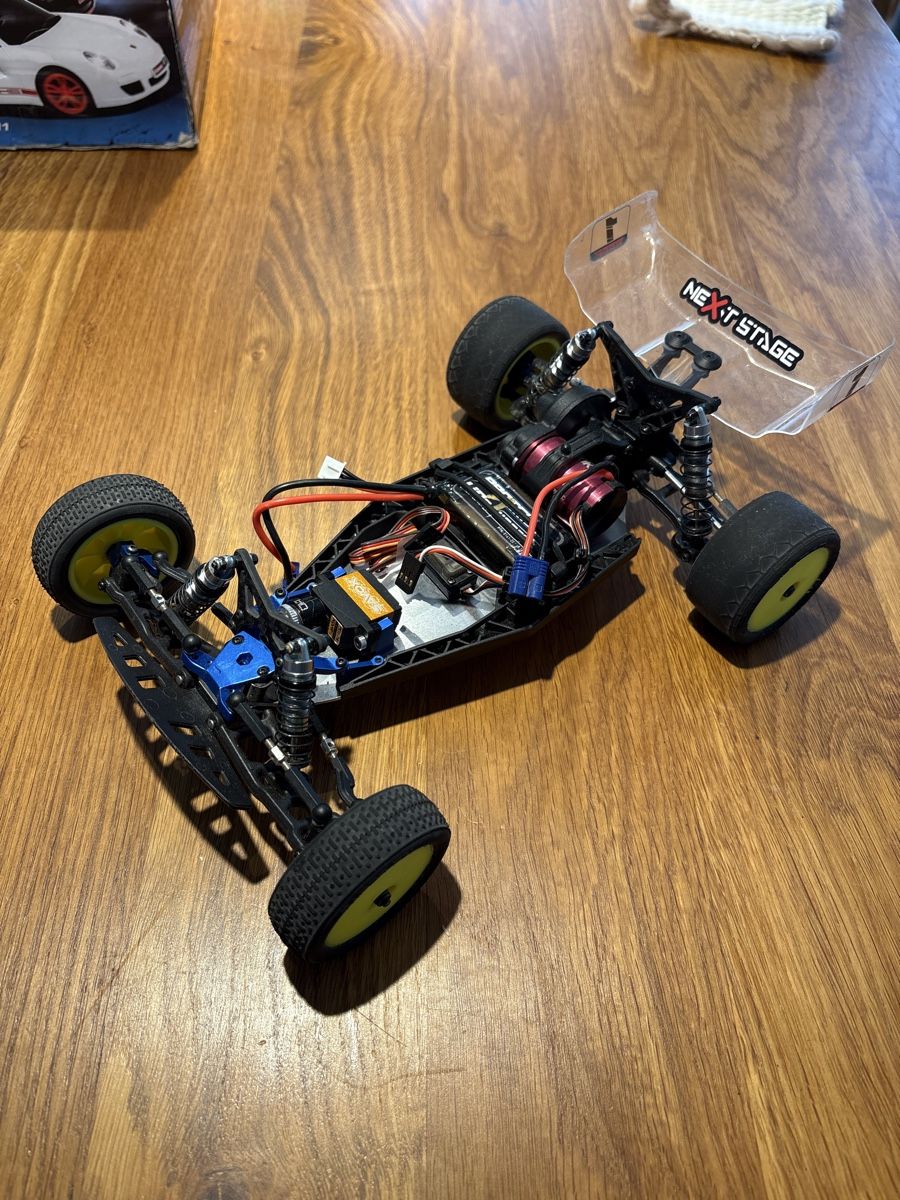 Losi Modellismo RC: Losi Mini-B Pro  mit Brushless Motor – Usato da Olten venduto da Luzias11 1