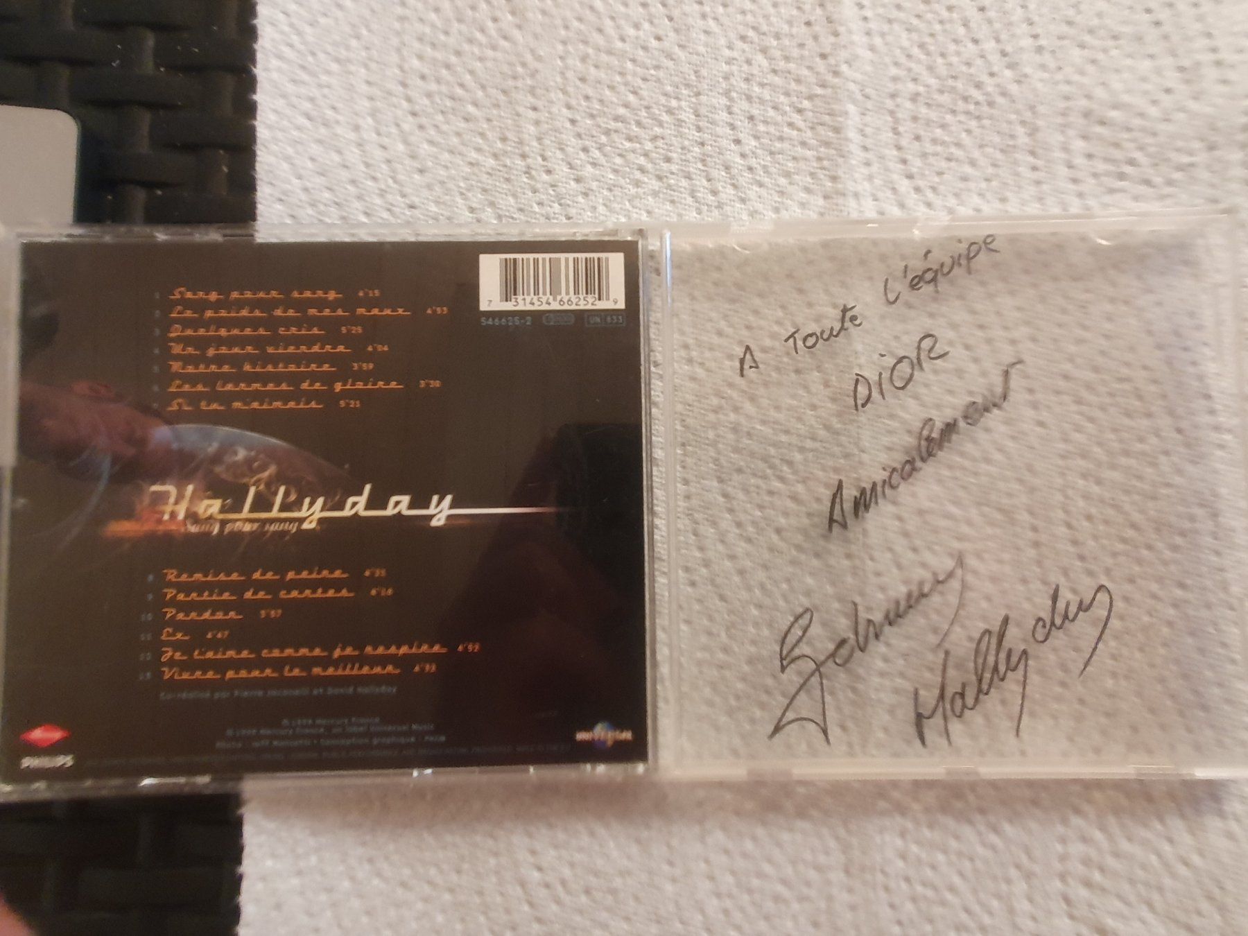 CD: Introuvable cd dédicacé pour toute l'équipe Dior – Usato da Belmont-Lausanne venduto da MikeC 3
