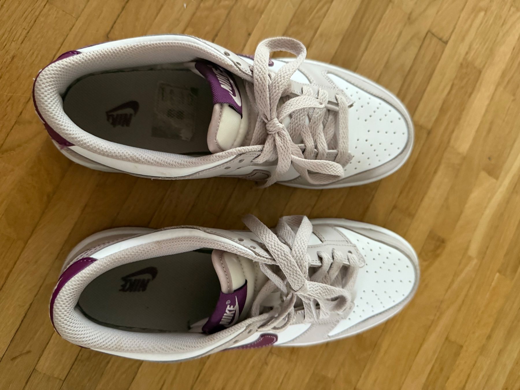 Nike Scarpe da donna: Nike Dunk Low Damenschuh, Gr.40 neuwertig.. – Nuovo (secondo la descrizione) da Wohlen AG venduto da baletan83 3
