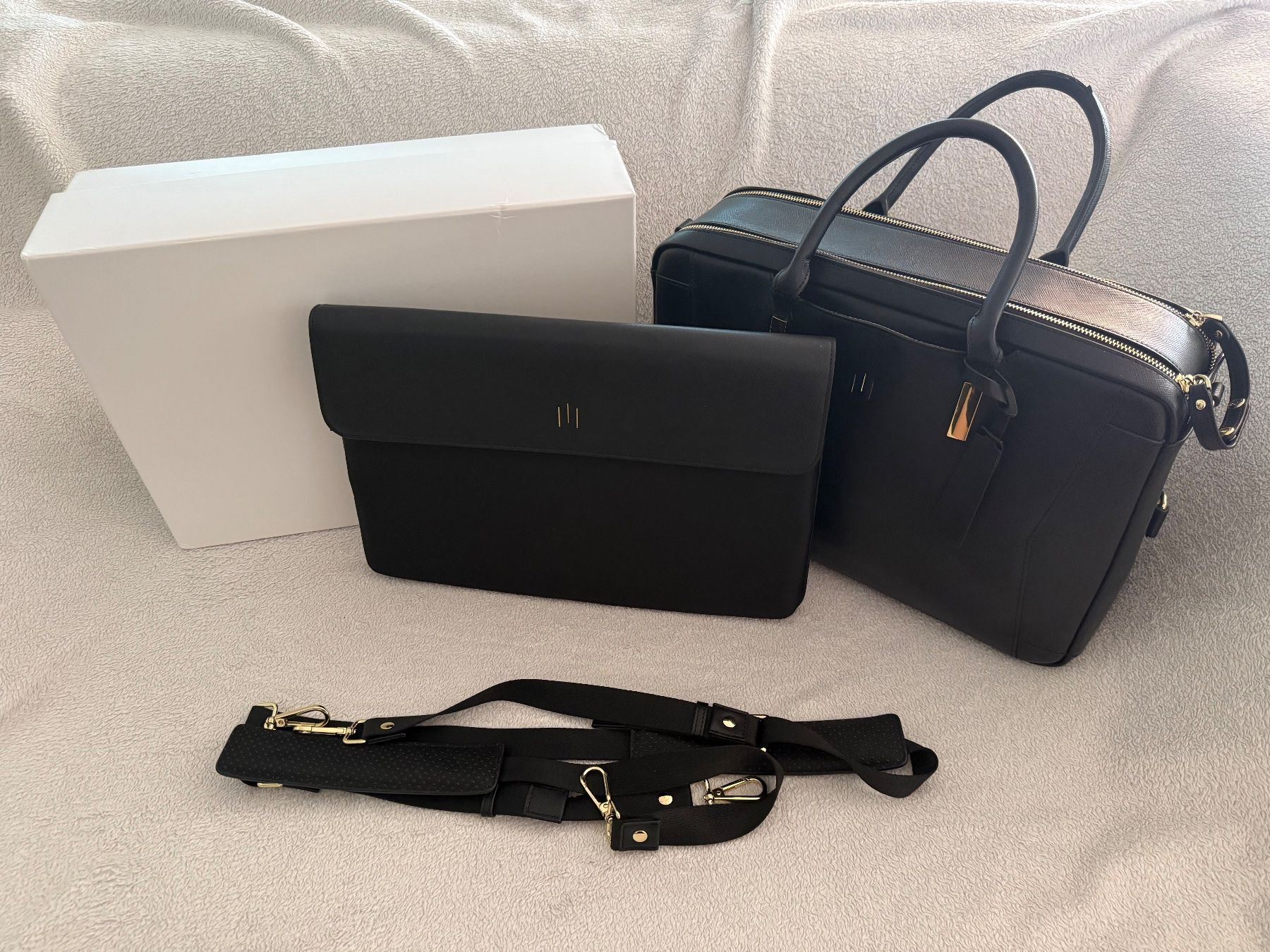 Taschen: La Mansio Businesstasche (Set) – Gebraucht aus Steffisburg von laura_bazinga