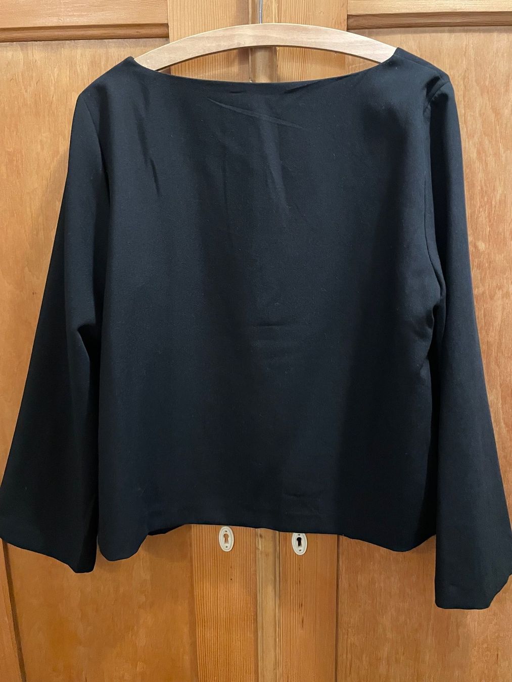 H&M Blusen: Schwarze Bluse von H&M, Grösse L/XL – Gebraucht aus Uster von jelk 1