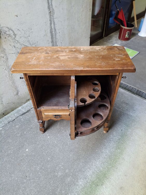 Commodes: Antike spanische Barkommode, Schrank mit Barfach – D'occasion à Fislisbach par HurtiBrocki 3