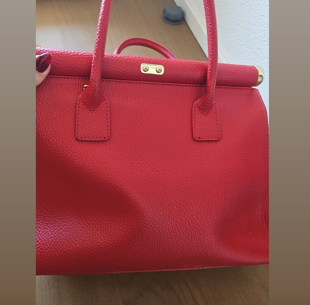 Taschen für Damen: Rote elegante Handtasche – Gebraucht aus Suhr von jes_rtc9 3