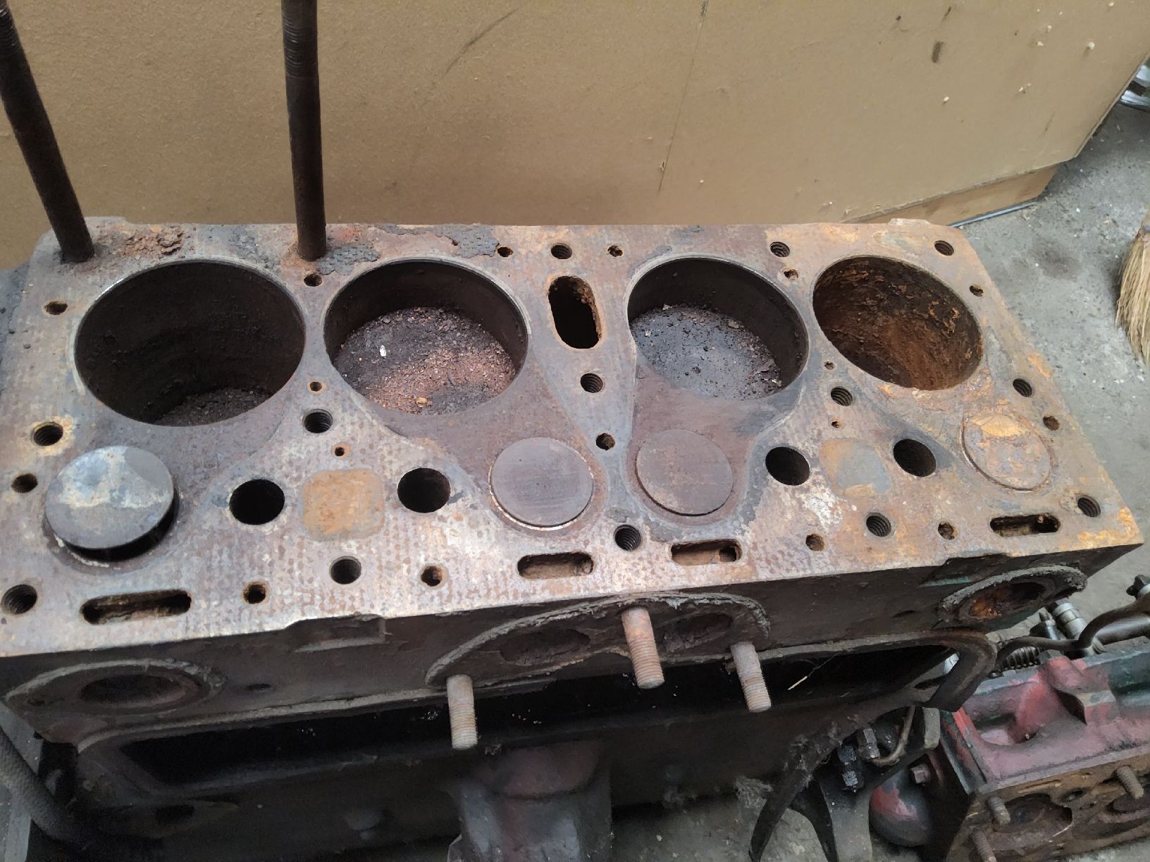 Jeep Motoren: Willys Jeep / Motor – Defekt aus Schüpfen von ber_j6b6 5