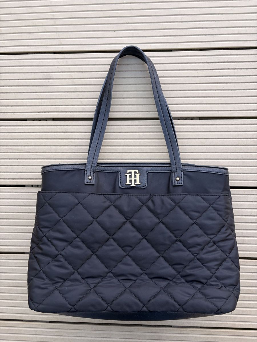 Tommy Hilfiger Borse da donna: Tommy Hilfiger Handtasche – Usato da Zürich venduto da Joyce2003