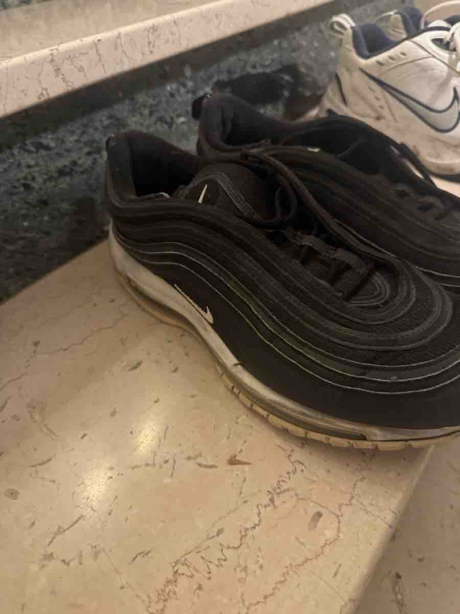 Nike Herrenschuhe: Nike Air Max Sneaker 45 – Gebraucht aus Kriens von M0nk3ZPlayZ 1