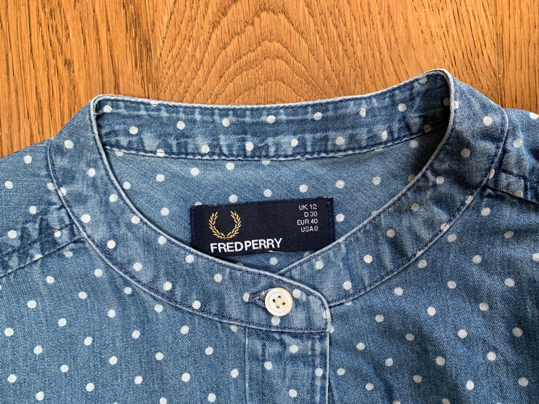 Vestiti: Robe courte Fred Perry taille 38 – Usato da Jongny venduto da mel_56b9 1