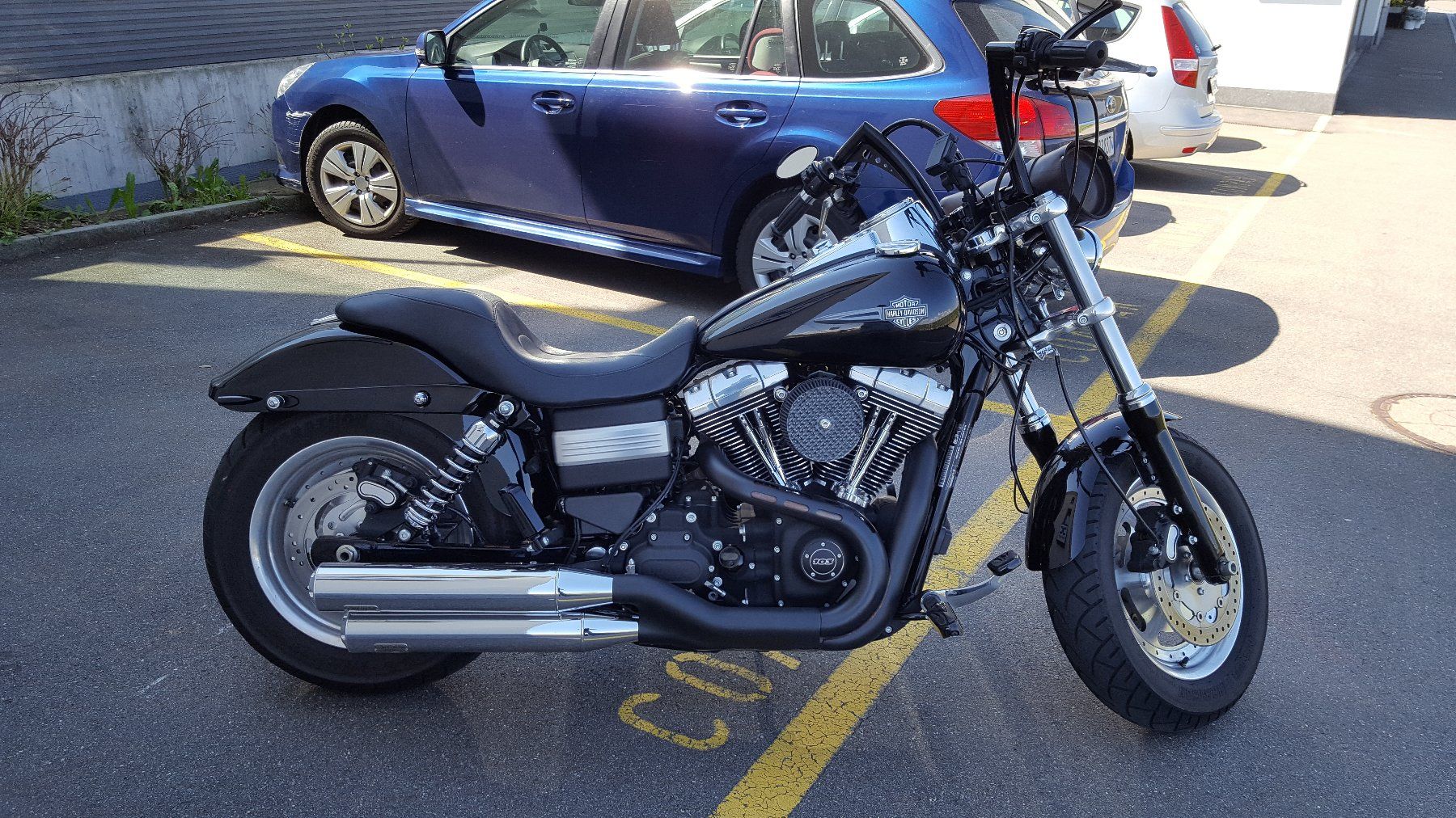 Harley-Davidson Chopper: Harley Davidson Fat Bob (FXDF) Vivid Black – Usato da Richterswil venduto da ggreco66 2