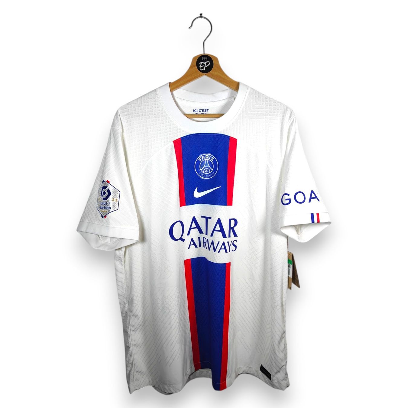 Nike Canottiere & Pantaloni: Original 2022-23 PSG Player Version Third Trikot Messi – Nuovo e nell'imballaggio originale da Martigny venduto da eternalpitch 1