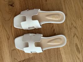 Hochwertige weisse Leder-Sandalen