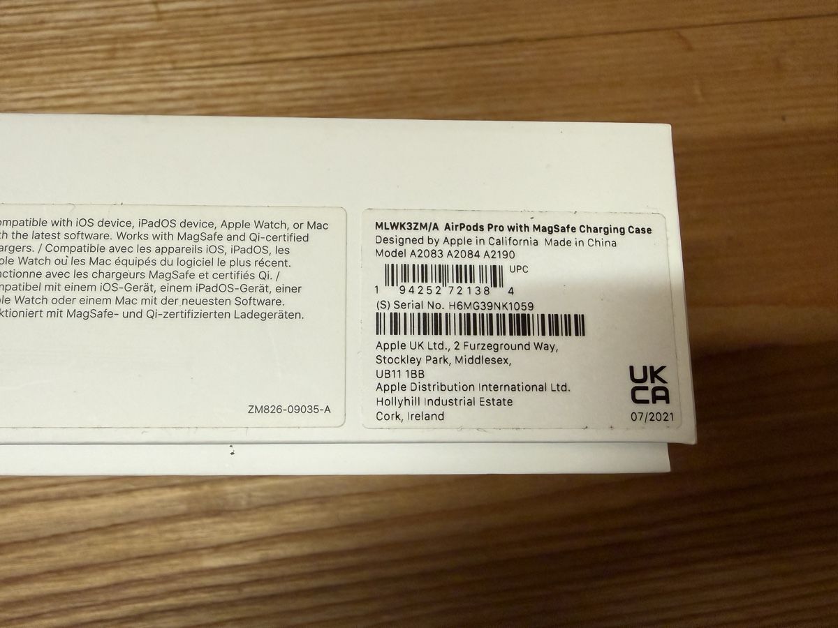 Apple Cuffie: Apple AirPods Pro Verpackung – Usato da Goldingen venduto da Thomas.Perrin 1