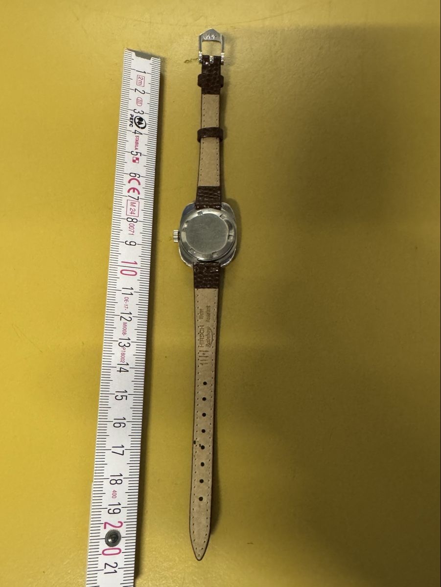 Armbänder & -reifen: Damenarmbanduhr Certina  – Gebraucht aus Schlieren von Freundlich02 4
