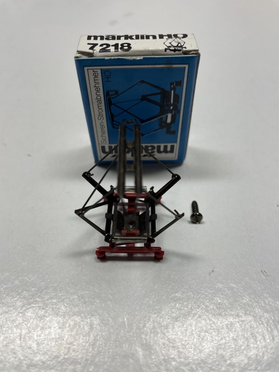 Märklin Modelleisenbahnen: Märklin Scheren-Stromabnehmer 7218 – Neu und originalverpackt aus Gossau SG von Krokodil344 1