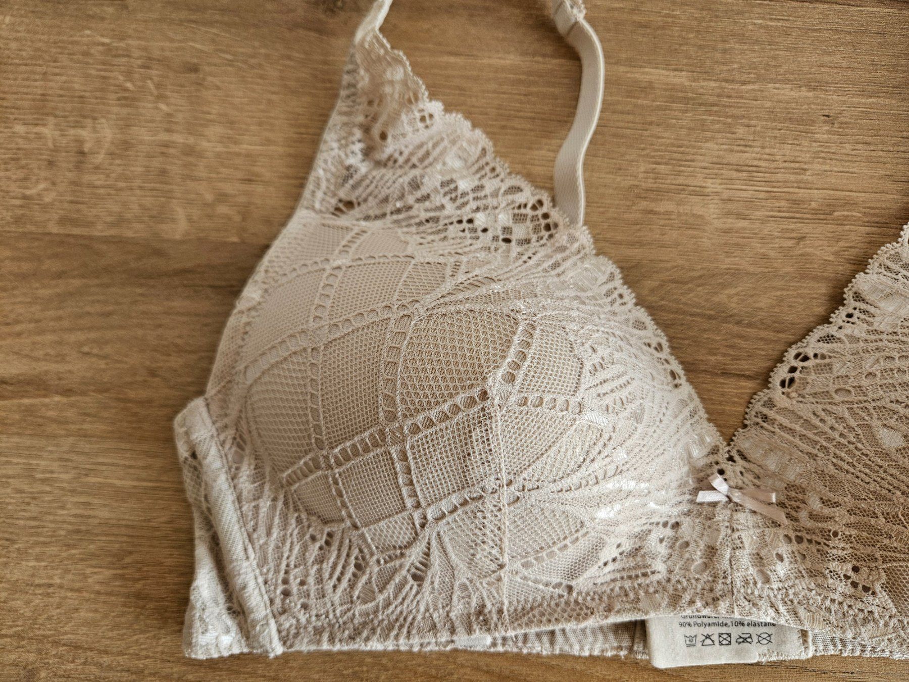Tchibo Altra biancheria intima: Schalen BH von Body Essentials – Usato da Möriken AG venduto da pam66 2