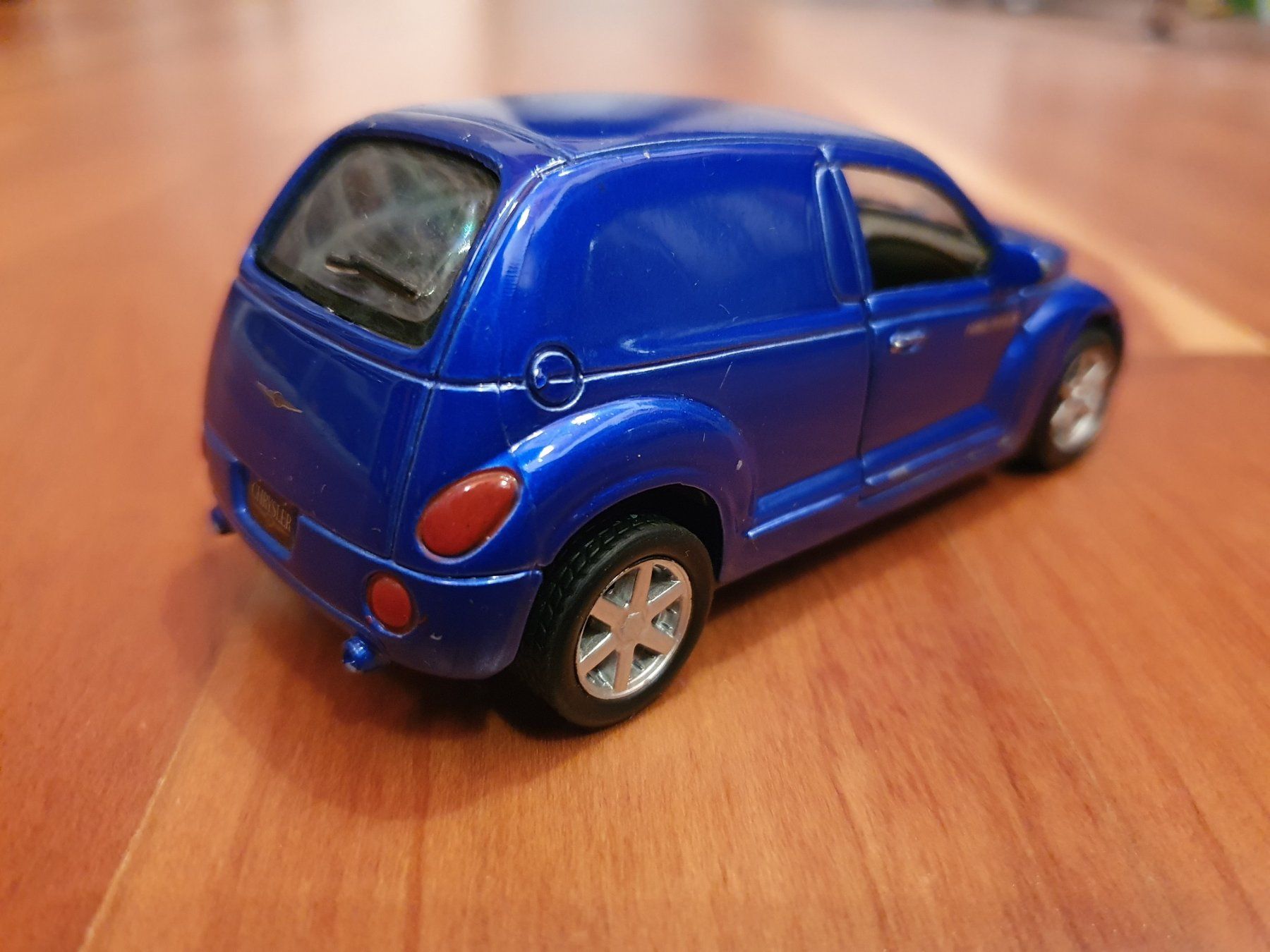 Maisto Modellautos: Chrysler Panel Cruiser 1:39 Maisto – Gebraucht aus Triesen von platzproblem1 1