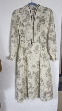 Simple Retro robe / Kleid S écru imprimée dentelle
