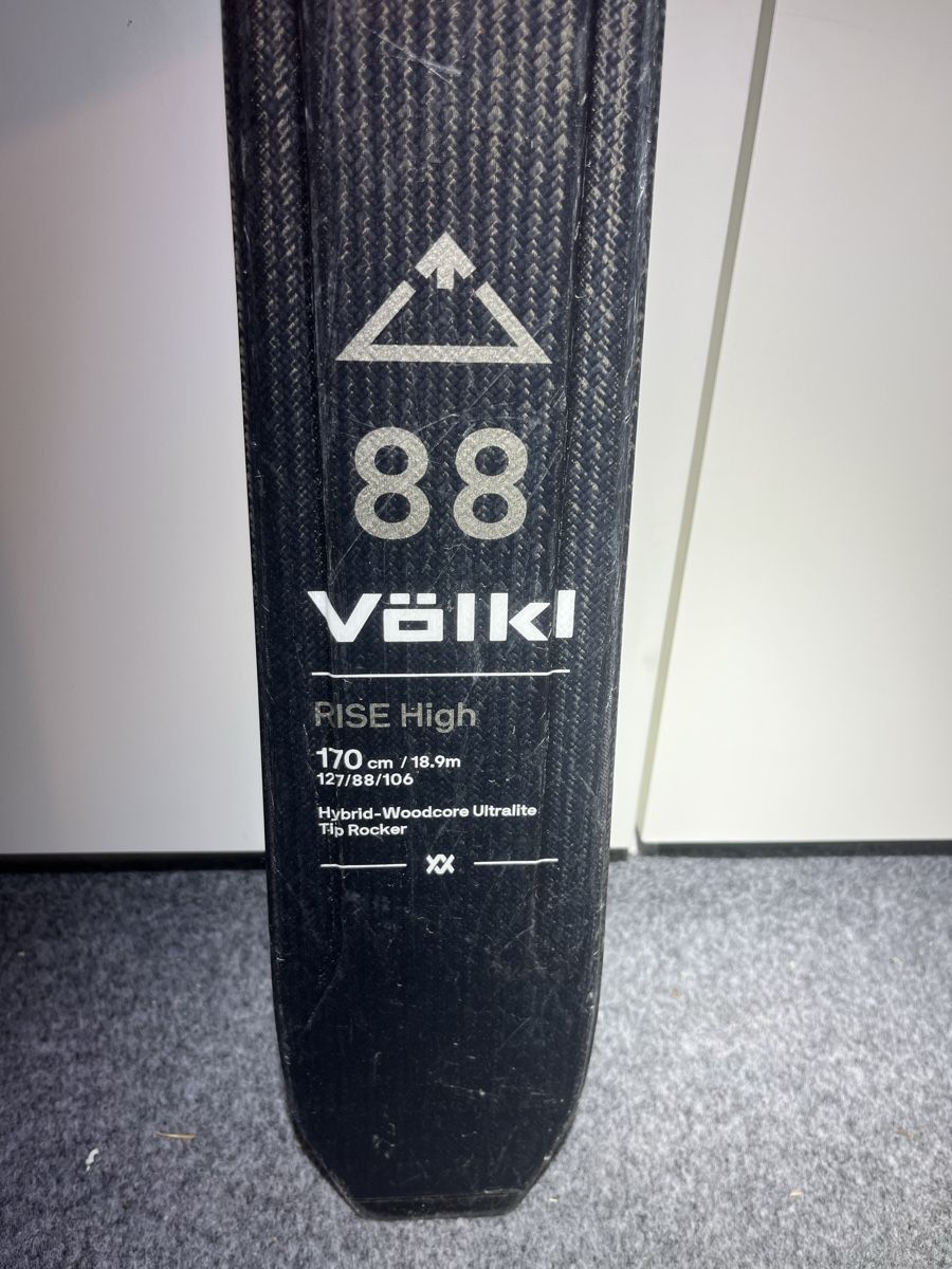 Völkl Skis: Volkl Skitouring Set – Gebraucht aus Pontresina von cli_g8qv 4