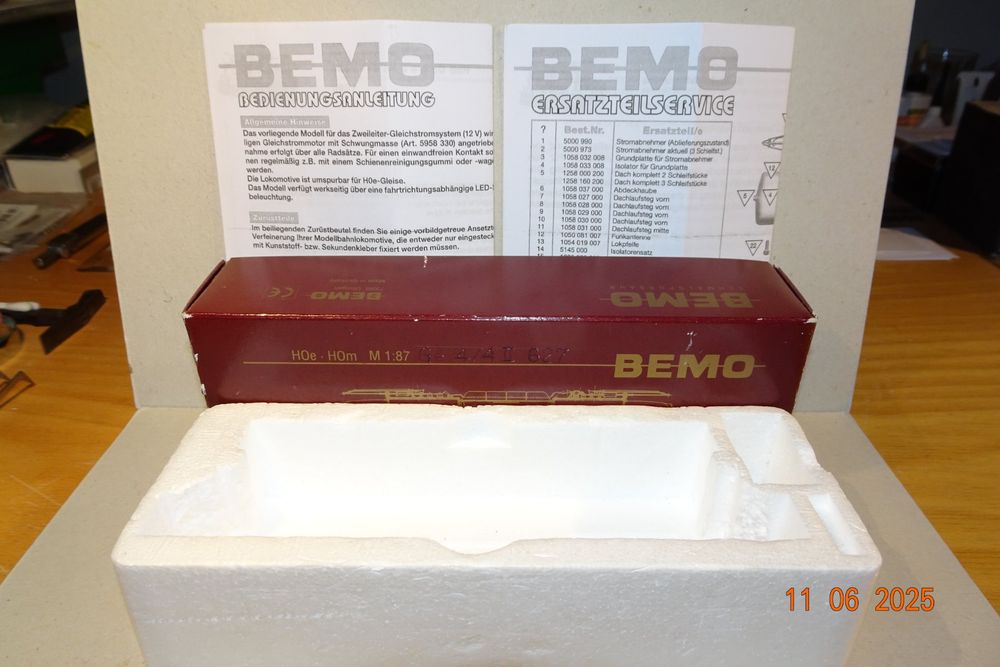 Bemo Modelleisenbahnen: 1 loc Bemo HOm RhB Ge 4/4 II Reichenau-Tamins analogique – Neu (gemäss Beschreibung) aus Thierrens von commerceanibis