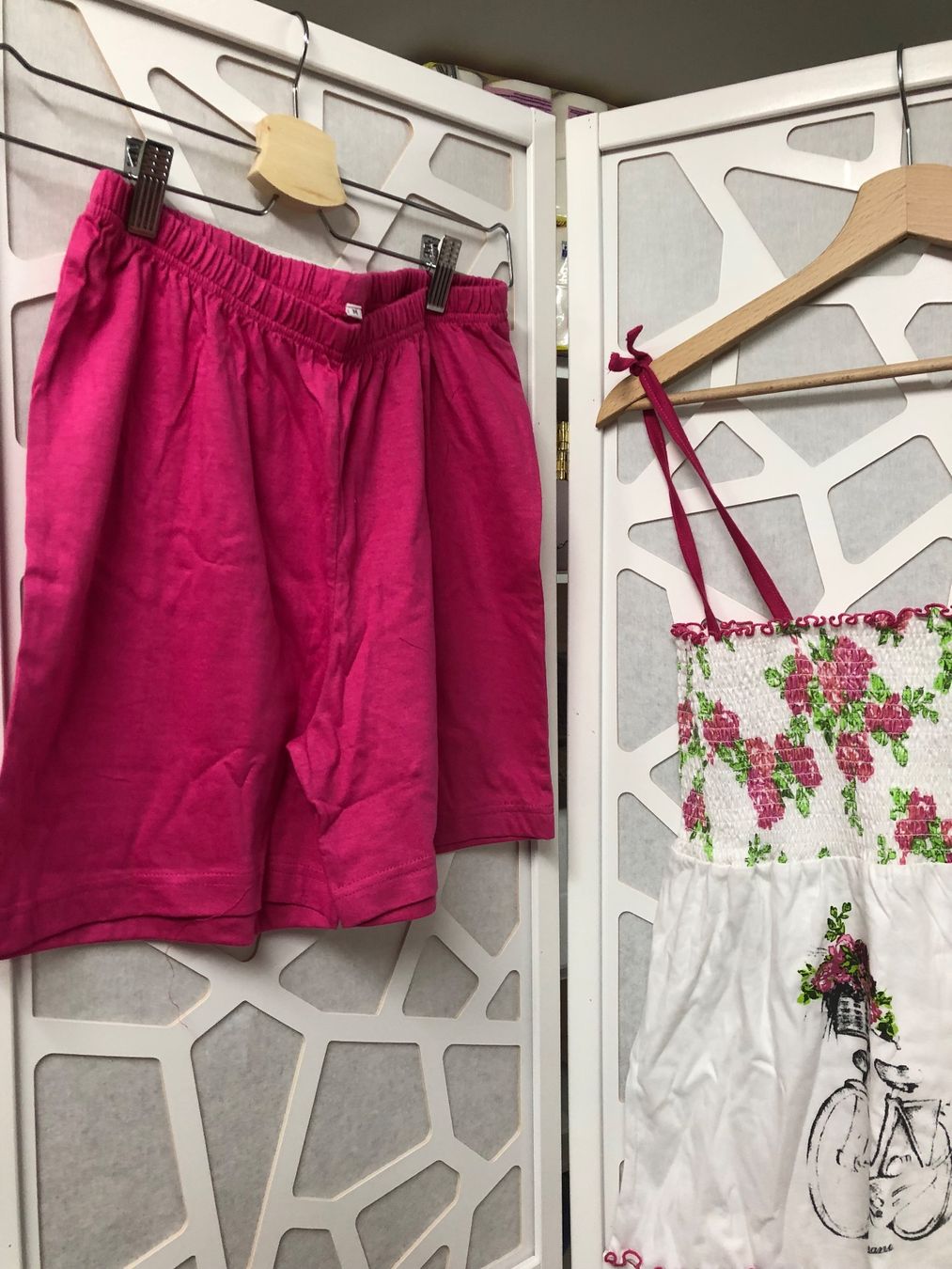 Négligés & Pyjamas: 2x2 teiliger Damen –Pyjama oder Freizeit Dress Grösse M – Neuf (Voir description) à Zuchwil par giovannis 1