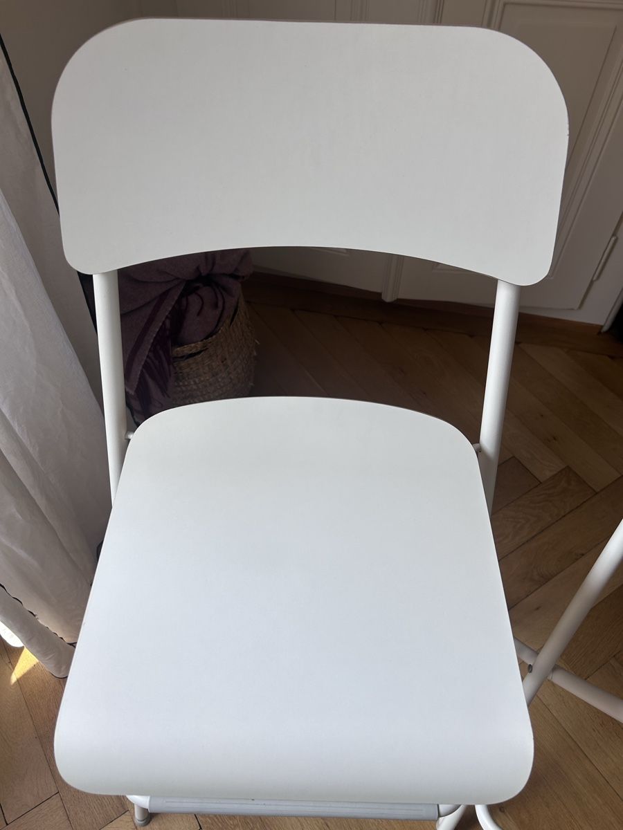 Ikea Sgabelli: 2 tabourets de bar IKEA – Usato da Genève venduto da Sarahchge 1