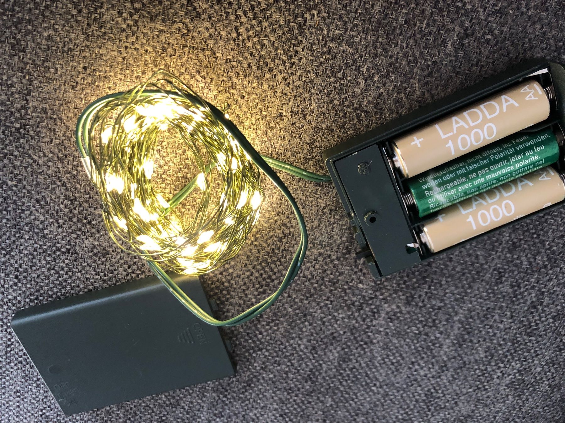 Ghirlande e barre luminose: Lichterkette Micro LED, 3Stk., 80 Lämpchen, neuwertig – Nuovo (secondo la descrizione) da Arlesheim venduto da leyRum4.5 1