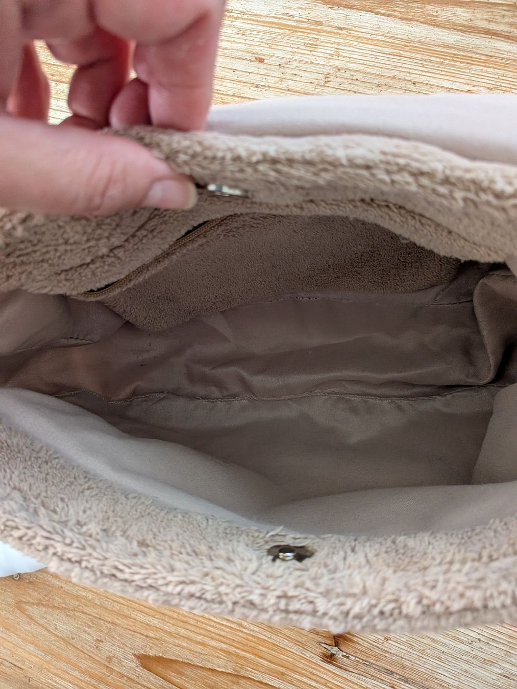 Chanel Taschen: Chanel Teddy Tasche Beige – Gebraucht aus Sempach von Scorch 8