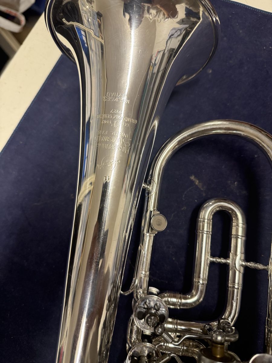Strumenti musicali: Flügelhorn Hirsbrunner  – Usato da Burgdorf venduto da kla_r5tf 2
