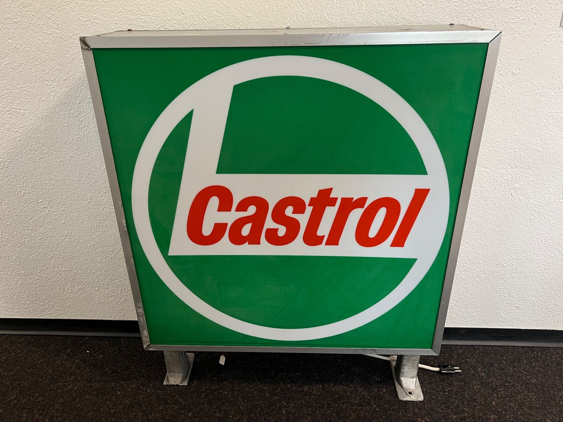 Castrol Insegne: Castrol - Leuchtreklame (doppelseitig) – Usato da Erlinsbach venduto da Stu-ff 1