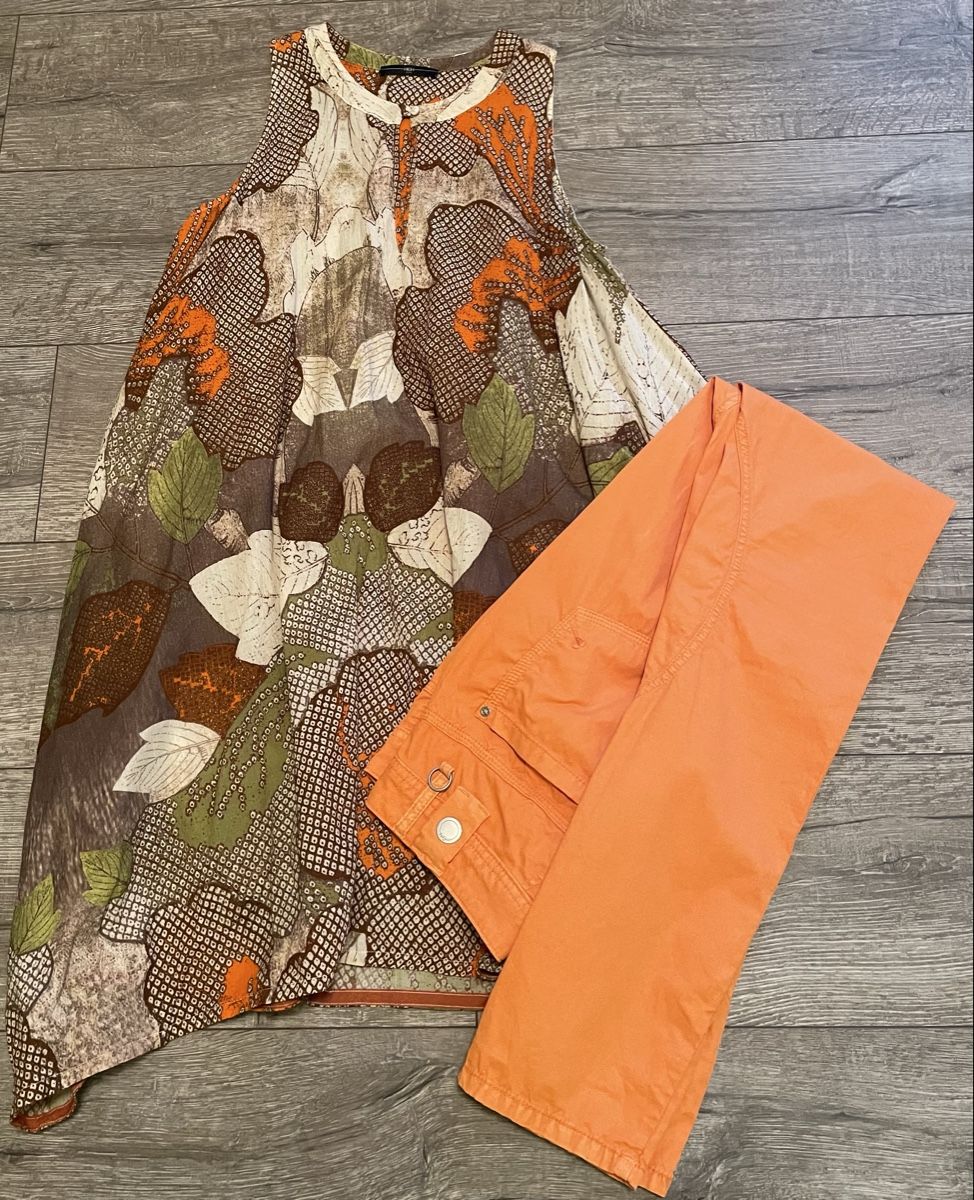 High Lotti di vestiti: Pantalon et tunique High Use, taille 32-34 – Usato da Vernayaz venduto da Veron1 3