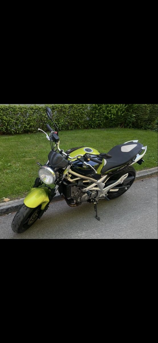 Suzuki Strada: Suzuki SFV 650A Gladius – Usato da Bern venduto da Gussers